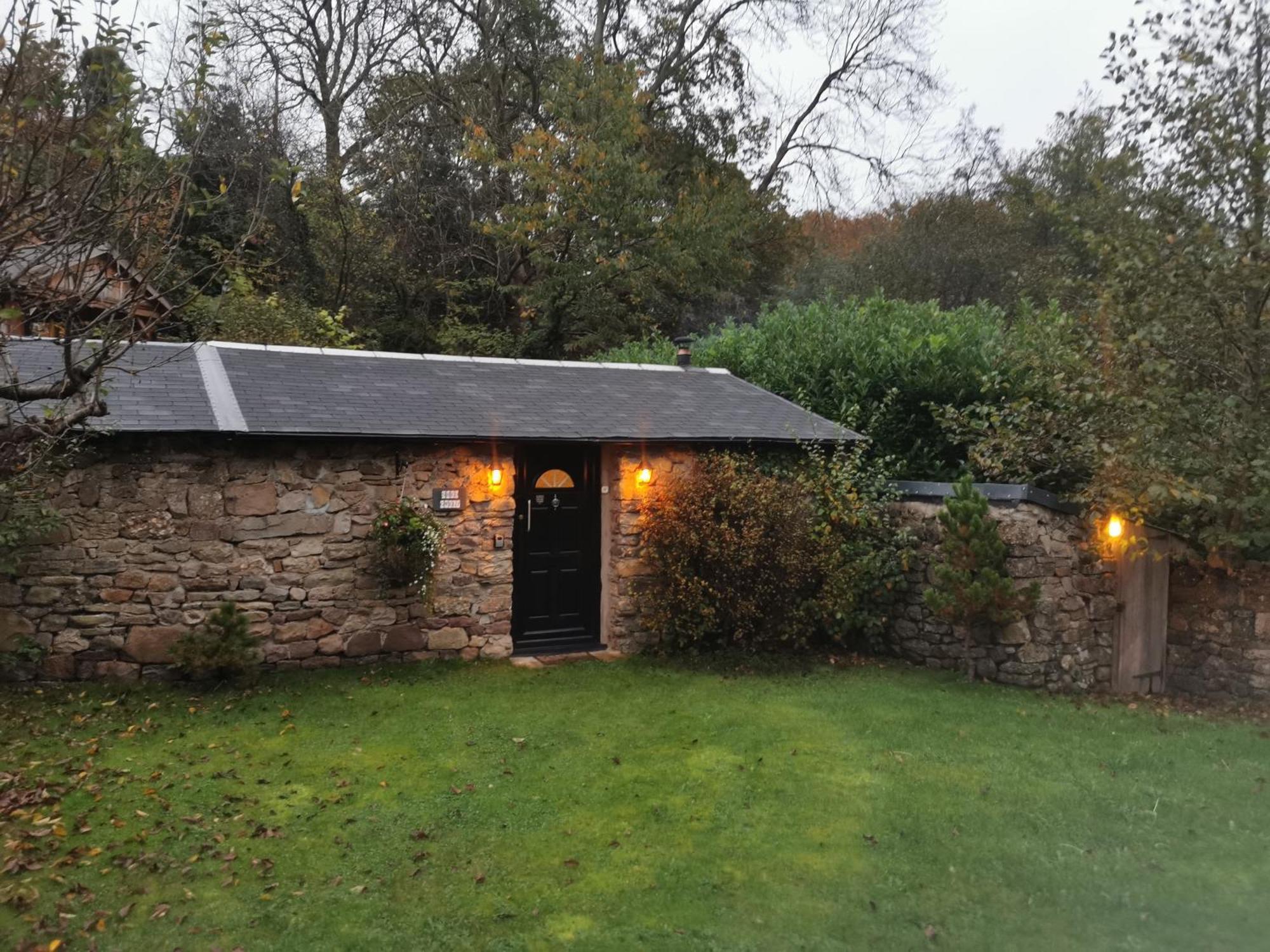 Apartment Shed Gwely Govilon